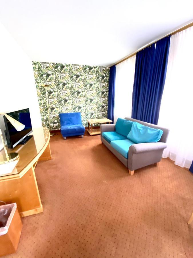 Rebgarten Hotel Schulgasse ราเวนส์บวร์ก ภายนอก รูปภาพ