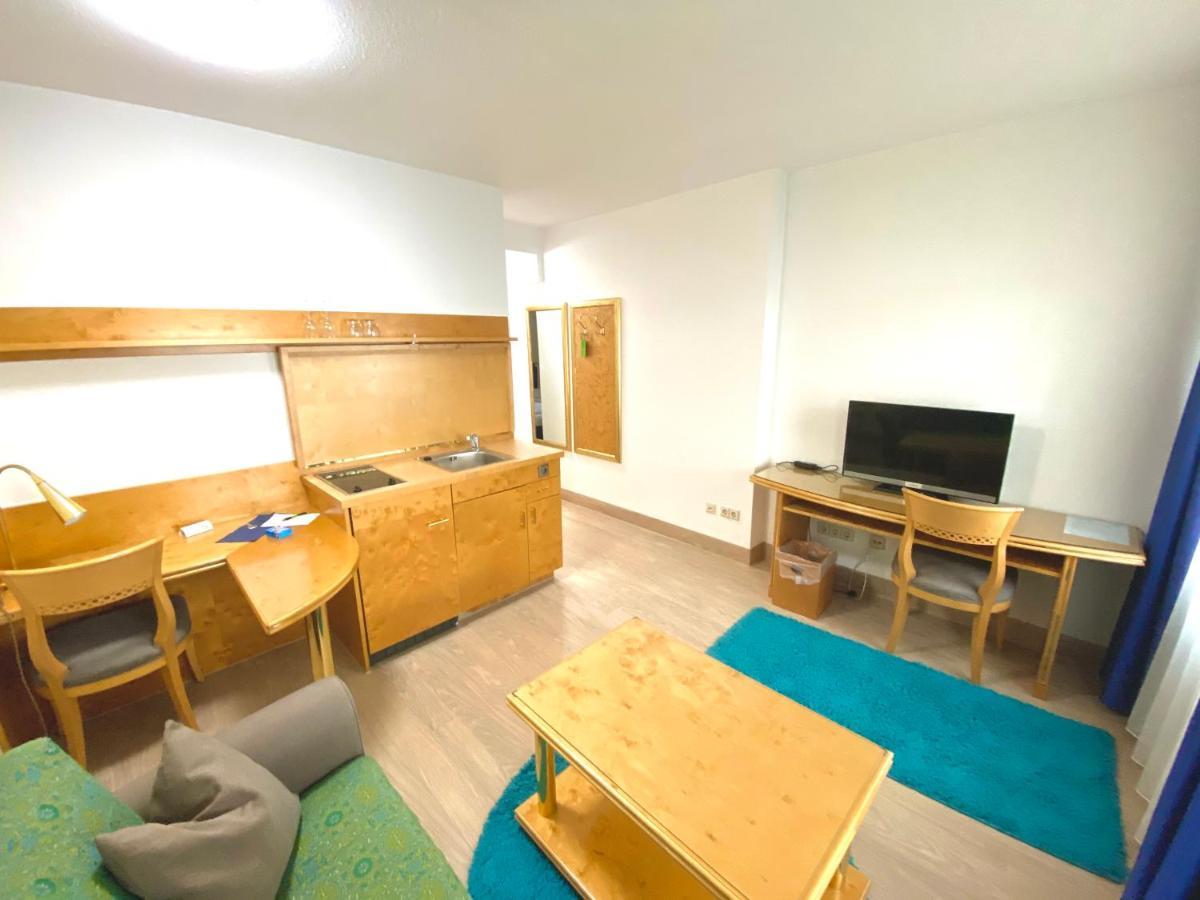 Rebgarten Hotel Schulgasse ราเวนส์บวร์ก ภายนอก รูปภาพ
