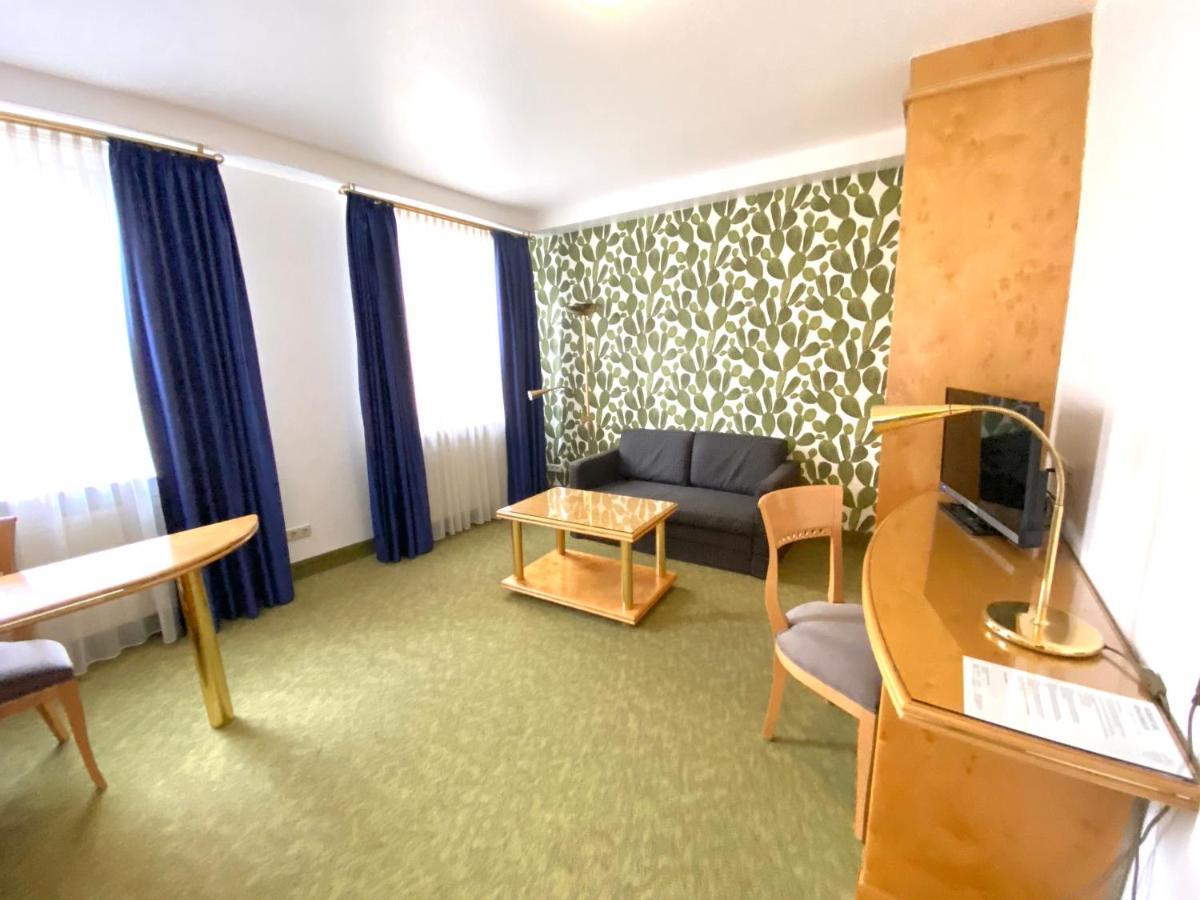 Rebgarten Hotel Schulgasse ราเวนส์บวร์ก ห้อง รูปภาพ
